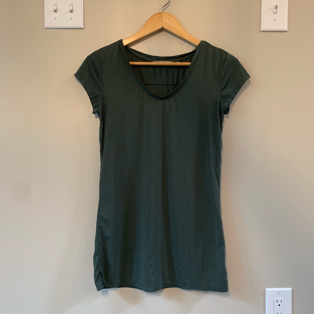 Athleta T-shirt